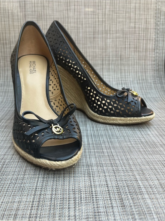 MICHAEL Michael Kors Shoes - NWOT Michael Kors Black Wedge Open Toe shoes